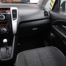 Foto inzerátu Kia Venga 1.6 CVVT