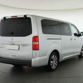 Foto inzerátu Peugeot Traveller 2.0 BlueHDi