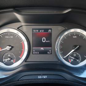 Foto inzerátu Škoda Karoq 1.5 TSI