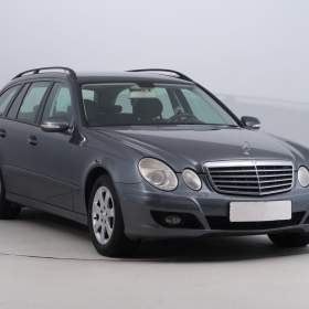 Mercedes- Benz Třídy E E 280 CDI / 19641943