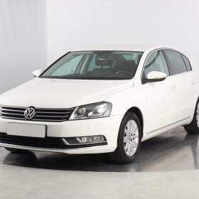 Foto inzerátu Volkswagen Passat 1.8 TSI