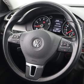 Foto inzerátu Volkswagen Passat 1.8 TSI