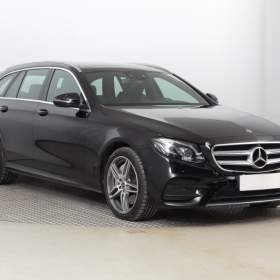 Mercedes- Benz Třídy E E 350 d / 19643317