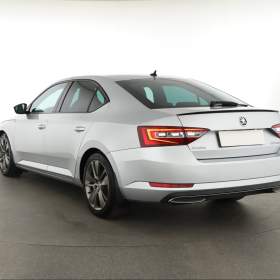 Foto inzerátu Škoda Superb 2.0 TDI