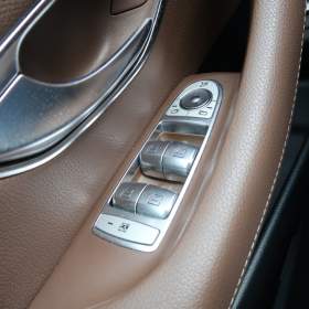 Foto inzerátu Mercedes-Benz Třídy E E 200 d