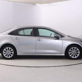 Foto inzerátu Toyota Corolla 1.5 VVT-i