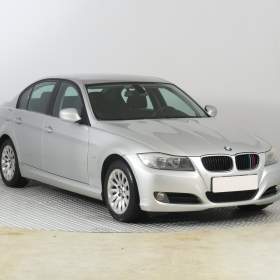 BMW Řada 3 318 i / 19645417