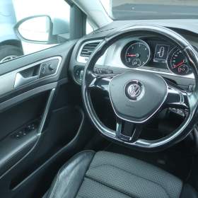 Foto inzerátu Volkswagen Golf 2.0 TDI