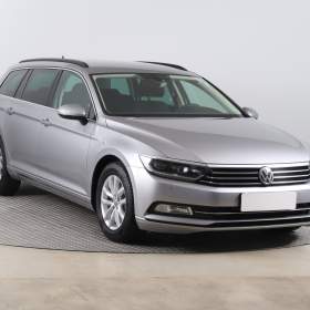Fotka k inzerátu Volkswagen Passat 1.6 TDI / 19588927