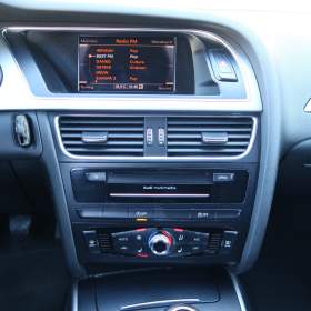 Foto inzerátu Audi A4 3.0 TDI