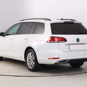 Foto inzerátu Volkswagen Golf 2.0 TDI