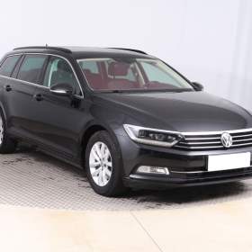 Fotka k inzerátu Volkswagen Passat 1.6 TDI / 19588927
