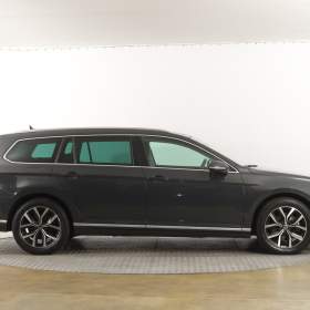 Foto inzerátu Volkswagen Passat 2.0 TDI