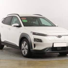 Fotka k inzerátu Hyundai Kona Electric 64 kWh / 19639088