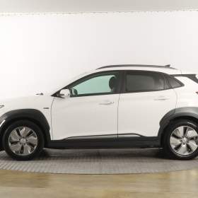 Foto inzerátu Hyundai Kona Electric 64 kWh