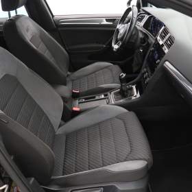 Foto inzerátu Volkswagen Golf 1.5 TSI