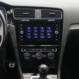 Foto inzerátu Volkswagen Golf 1.5 TSI