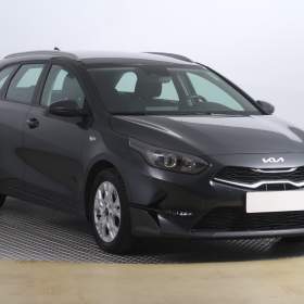 Fotka k inzerátu Kia Ceed 1.5 T- GDI / 19579623