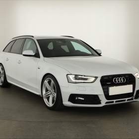 Audi A4 3.0 TDI / 19646099