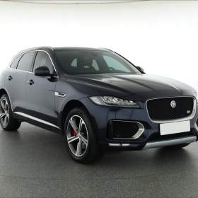 Foto inzerátu Jaguar F-Pace 30d AWD
