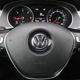 Foto inzerátu Volkswagen Passat 2.0 TDI
