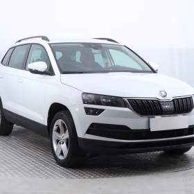 Fotka k inzerátu Škoda Karoq 1.5 TSI / 19110430
