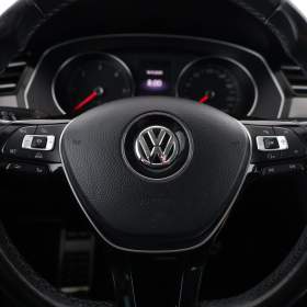 Foto inzerátu Volkswagen Passat 2.0 TDI