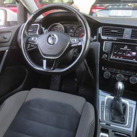 Foto inzerátu Volkswagen Golf 1.6 TDI