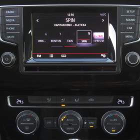 Foto inzerátu Volkswagen Golf 1.6 TDI