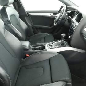 Foto inzerátu Audi A4 2.0 TDI