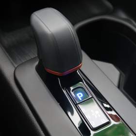 Foto inzerátu Toyota C-HR 1.8 Hybrid