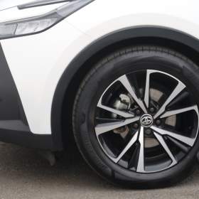 Foto inzerátu Toyota C-HR 1.8 Hybrid