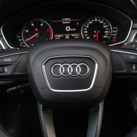 Foto inzerátu Audi A4 2.0 TDI