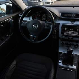 Volkswagen Passat 2.0 TDI / 19648054