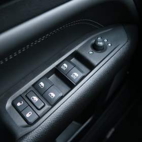 Foto inzerátu Jeep Compass 1.3 T-GDI