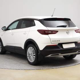 Foto inzerátu Opel Grandland 1.2 Turbo