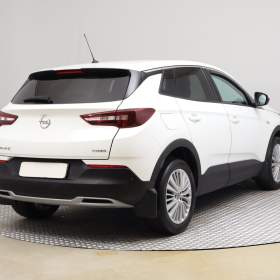 Foto inzerátu Opel Grandland 1.2 Turbo