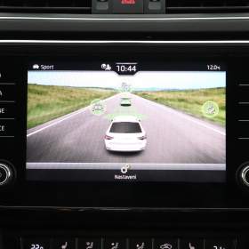 Foto inzerátu Škoda Superb 2.0 TDI