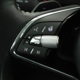 Foto inzerátu Škoda Karoq 1.5 TSI