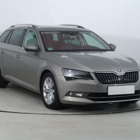 Fotka k inzerátu Škoda Superb 2.0 TDI / 19590567