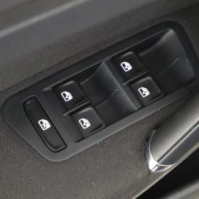 Foto inzerátu Volkswagen Golf 1.5 TSI