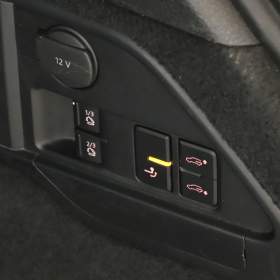 Foto inzerátu Volkswagen Touareg 3.0 TDI