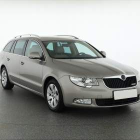 Fotka k inzerátu Škoda Superb 1.6 TDI / 19494909