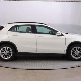 Foto inzerátu Mercedes-Benz GLA GLA 200 CDI