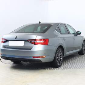 Foto inzerátu Škoda Superb 2.0 TDI