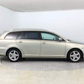 Foto inzerátu Toyota Avensis 2.0 D-4D