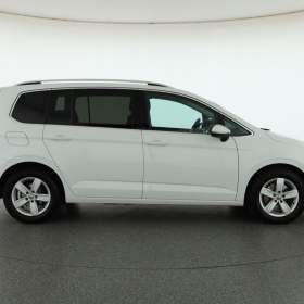 Foto inzerátu Volkswagen Touran 1.6 TDI