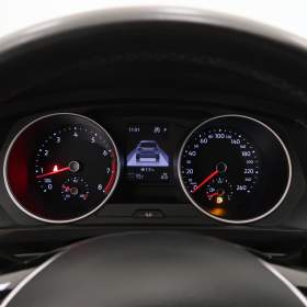 Foto inzerátu Volkswagen Tiguan 1.5 TSI