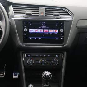 Foto inzerátu Volkswagen Tiguan 1.5 TSI