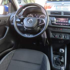 Foto inzerátu Škoda Fabia 1.0 TSI